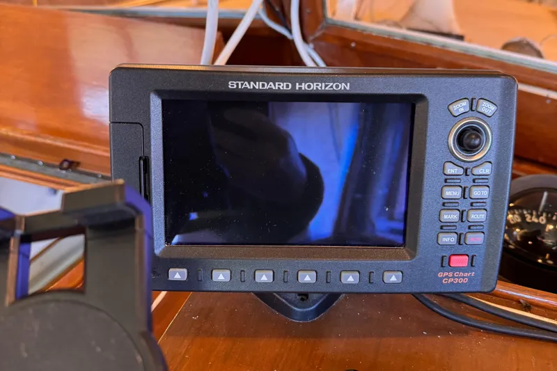 Slide: The Image of Hyundai Roughwater 29 1979 - 96