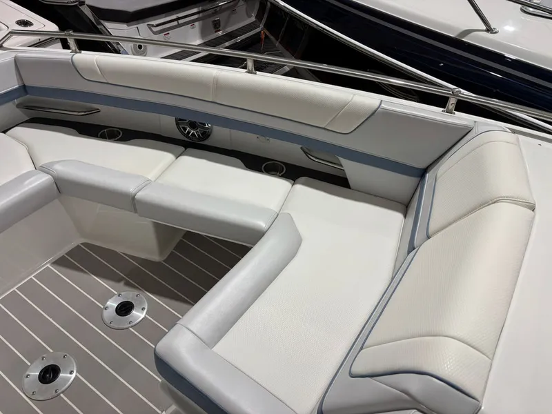 Slide: The Image of Formula 330 Crossover Bowrider 2022 - 24