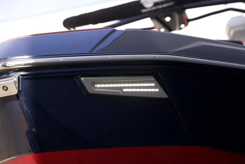 Slide: The Image of Malibu 25 LSV 2026 - 45