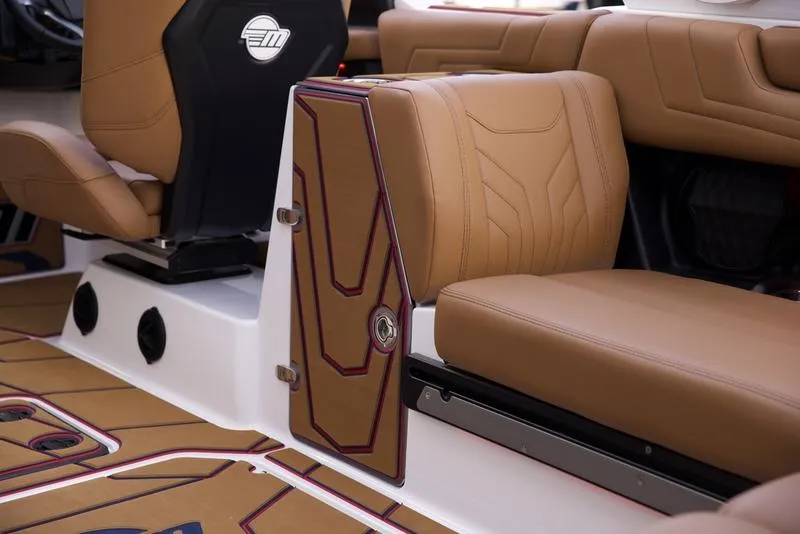Slide: The Image of Malibu 25 LSV 2026 - 44