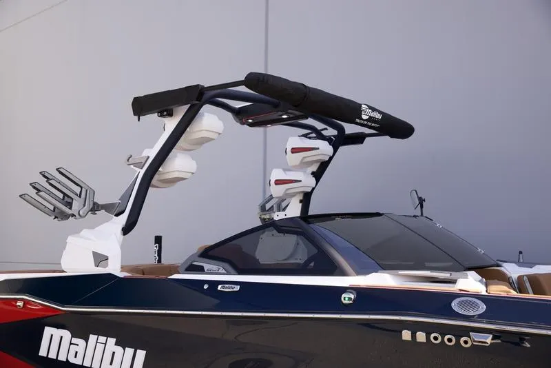 Slide: The Image of Malibu 25 LSV 2026 - 10