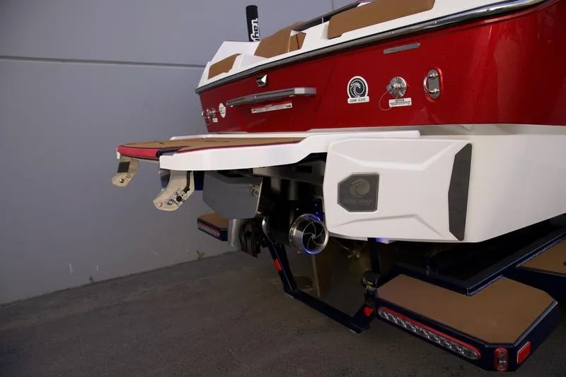 Slide: The Image of Malibu 25 LSV 2026 - 3