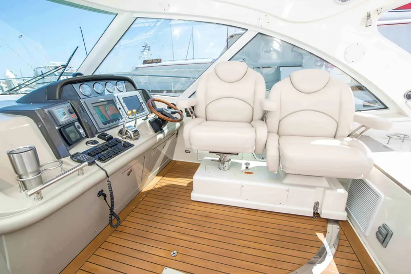 Slide: The Image of Sea Ray 48 Sundancer 2007 - 16