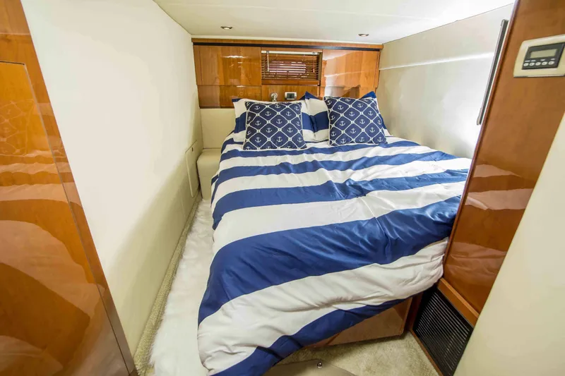 Slide: The Image of Sea Ray 48 Sundancer 2007 - 28