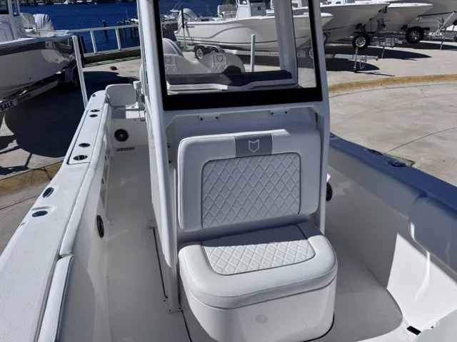 Slide: The Image of Sea Fox 248 COMMANDER 2027 - 19