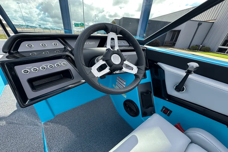 Slide: The Image of MasterCraft NXT22 2024 - 9