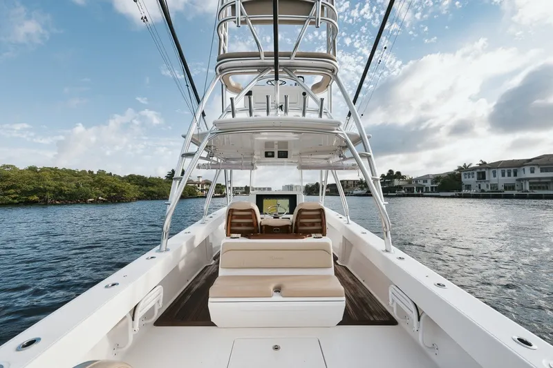 Slide: The Image of Bahama 37 2017 - 31