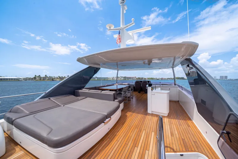 Slide: The Image of Princess 88 Flybridge 2017 - 3