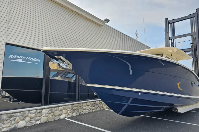 Slide: The Image of Scout 305LXF 2024 - 6