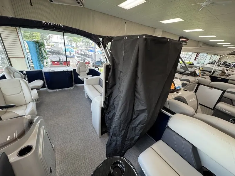 Slide: The Image of Sylvan MIRAGE 8520 PARTY FISH 2026 - 17