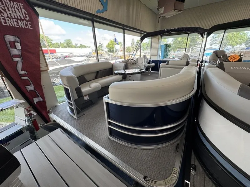 Slide: The Image of Sylvan MIRAGE 8520 PARTY FISH 2026 - 4