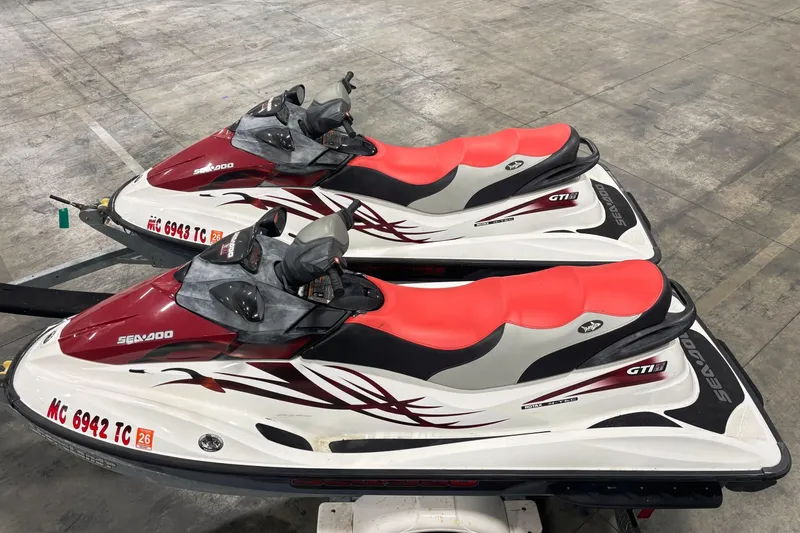 Slide: The Image of Sea-Doo GTI SE 155 2008 - 9