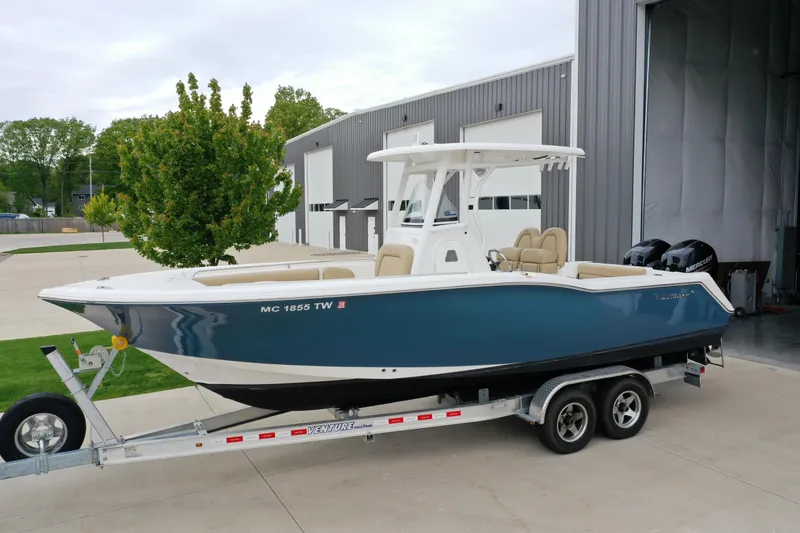 The Image of Tidewater 252 CC Adventure 2016 - 0