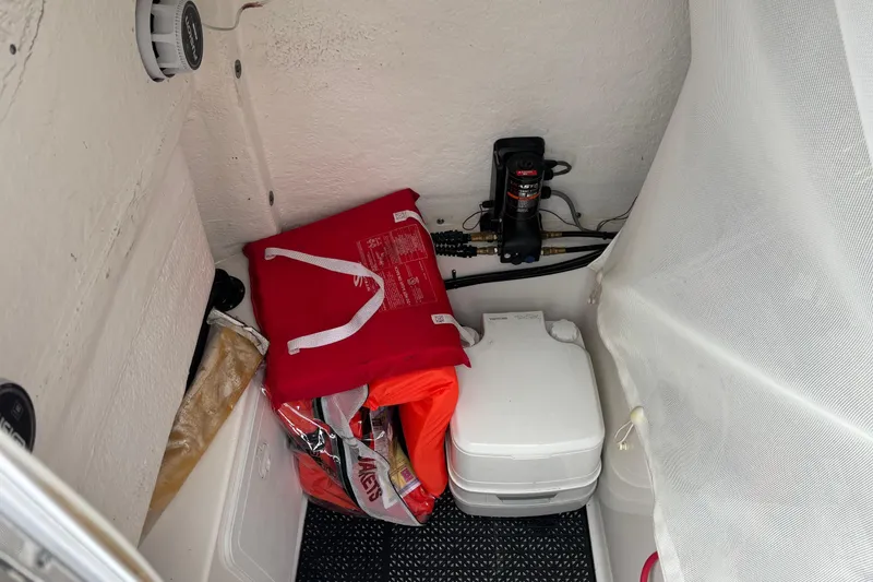 Slide: The Image of Tidewater 252 CC Adventure 2016 - 19
