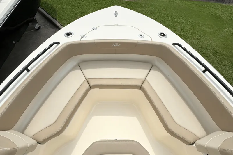 Slide: The Image of Scout 215 XSF 2024 - 17