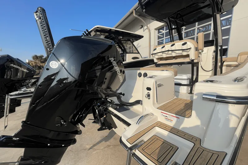 Slide: The Image of Scout 215 XSF 2024 - 18