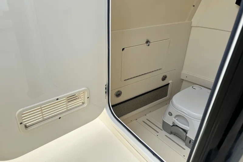 Slide: The Image of Scout 215 XSF 2024 - 19