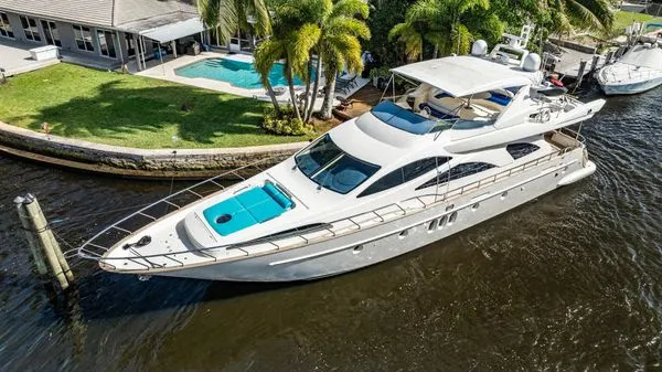 Slide: The Image of Azimut 80 Carat 2003 - 43