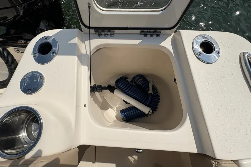 Slide: The Image of Scout 215 Dorado 2024 - 11