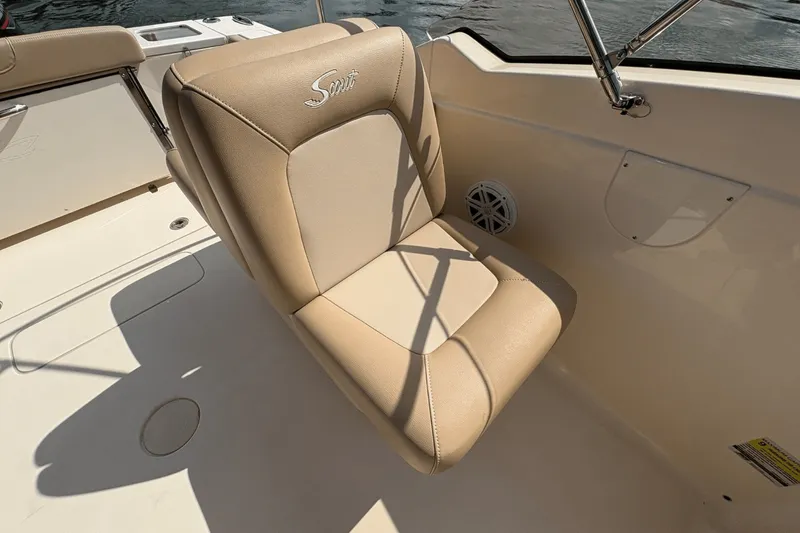 Slide: The Image of Scout 215 Dorado 2024 - 16