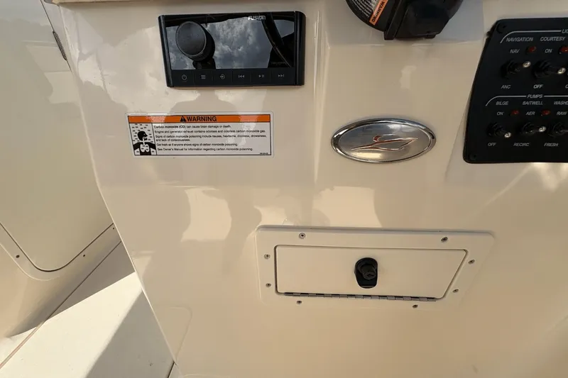 Slide: The Image of Scout 215 Dorado 2024 - 18