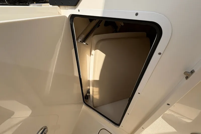 Slide: The Image of Scout 215 Dorado 2024 - 26