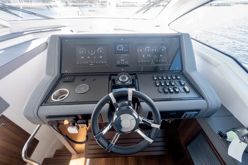 Slide: The Image of Cruisers Yachts 42 Cantius 2024 - 47