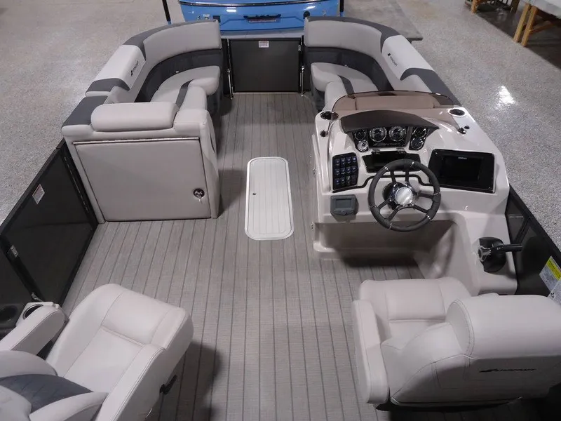 Slide: The Image of Starcraft Marine SLS 5 2025 - 13