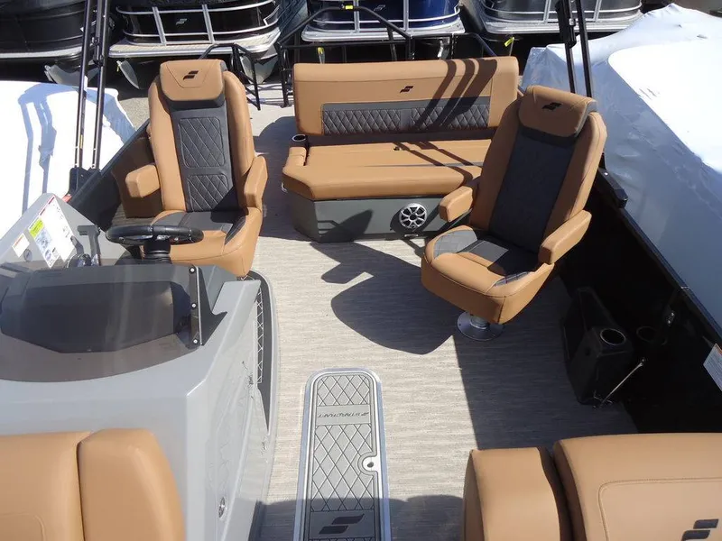 Slide: The Image of Starcraft Marine SLS 3 2026 - 7