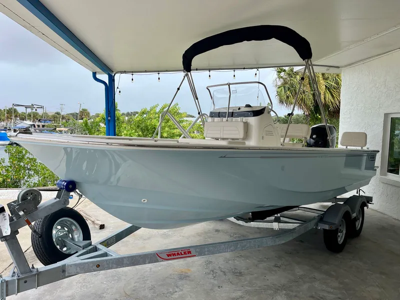 The Image of Boston whaler 19MTK 2027 - 0