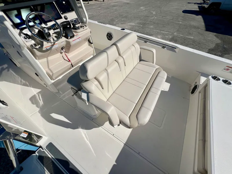 Slide: The Image of Boston whaler 28 DNT 2026 - 12