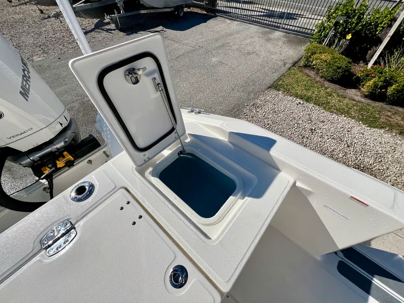 Slide: The Image of Boston whaler 28 DNT 2026 - 13