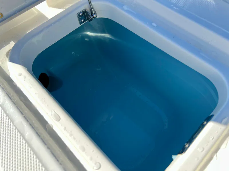 Slide: The Image of Boston whaler 28 DNT 2026 - 14