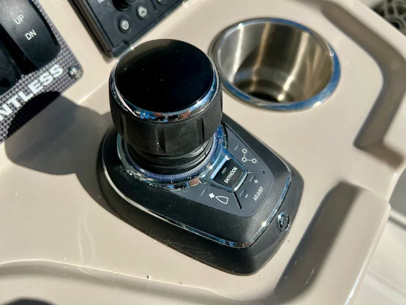 Slide: The Image of Boston whaler 28 DNT 2026 - 24