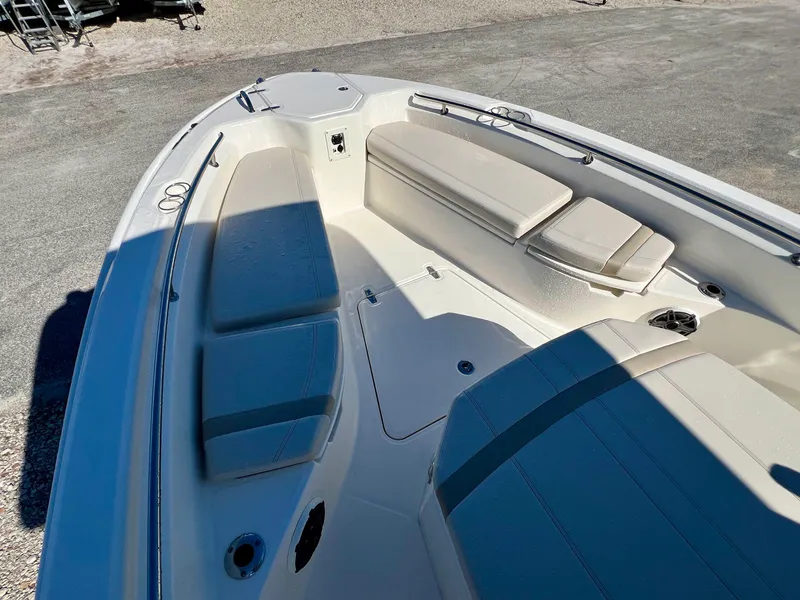 Slide: The Image of Boston whaler 28 DNT 2026 - 29