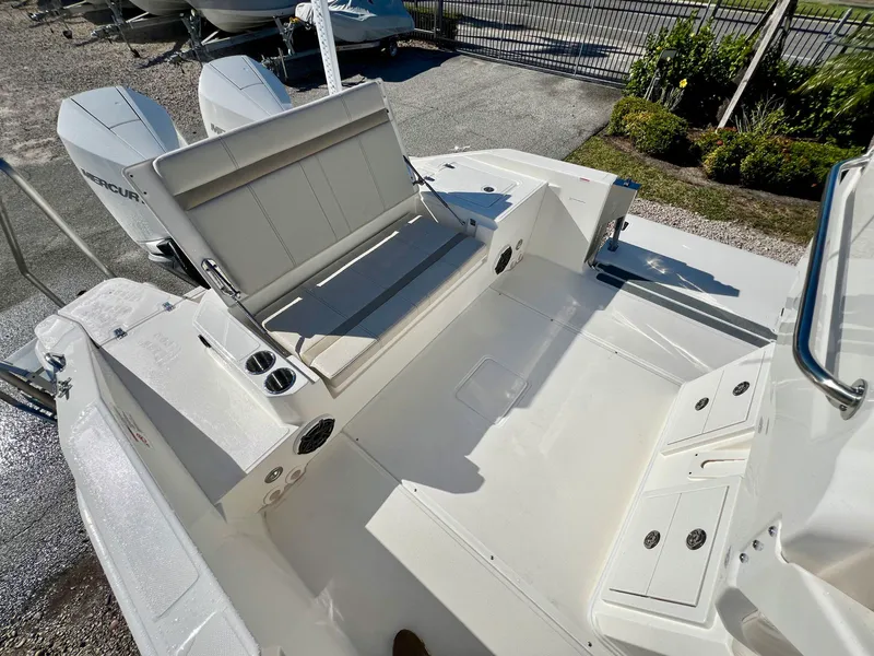 Slide: The Image of Boston whaler 28 DNT 2026 - 9