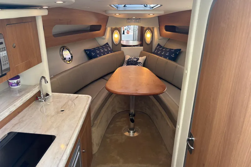 Slide: The Image of Rinker 290 Express Cruiser 2014 - 1