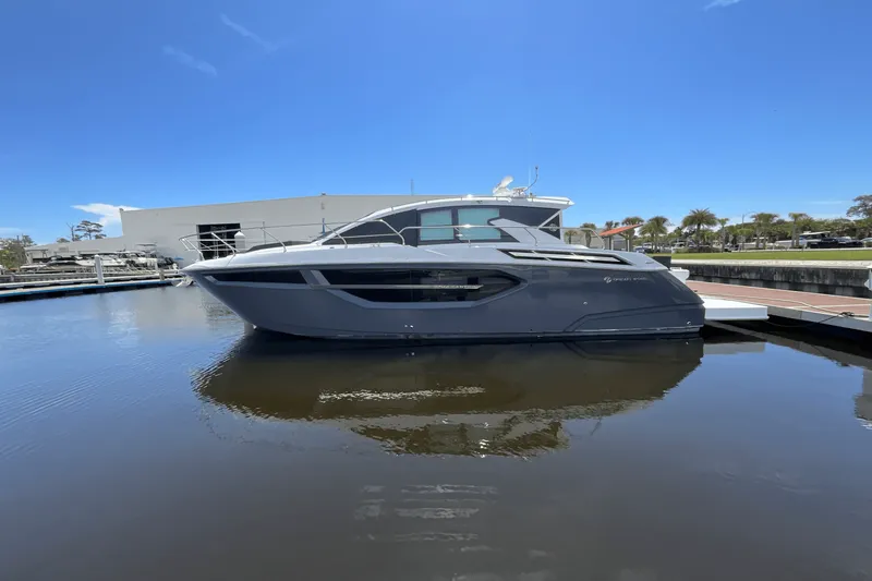 Slide: The Image of Cruisers Yachts 42 Cantius 2024 - 3