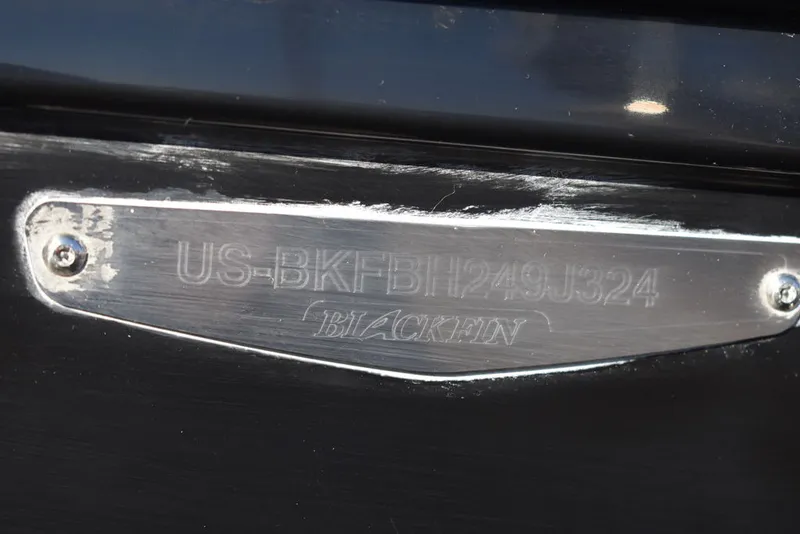 Slide: The Image of Blackfin 252DC 2024 - 70