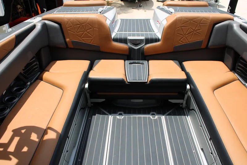 Slide: The Image of Nautique G25 Paragon 2021 - 16