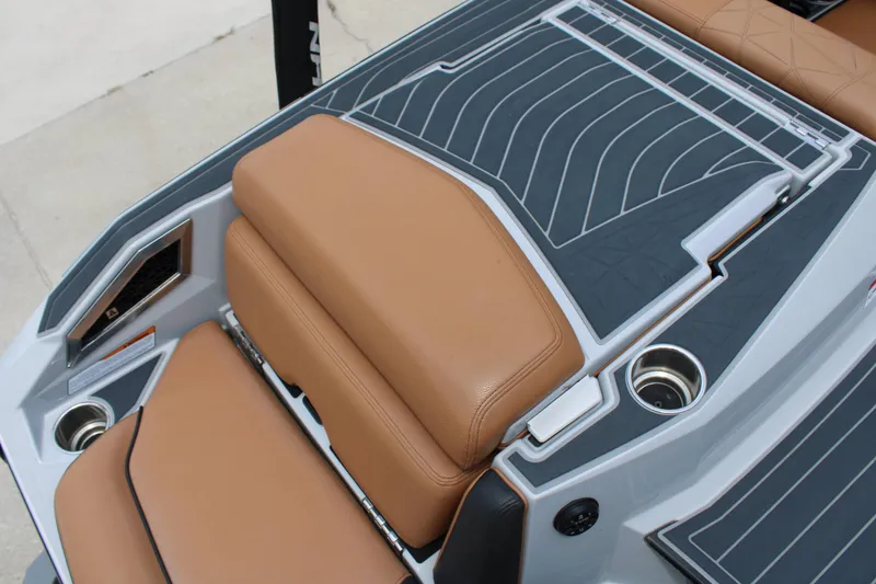 Slide: The Image of Nautique G25 Paragon 2021 - 23