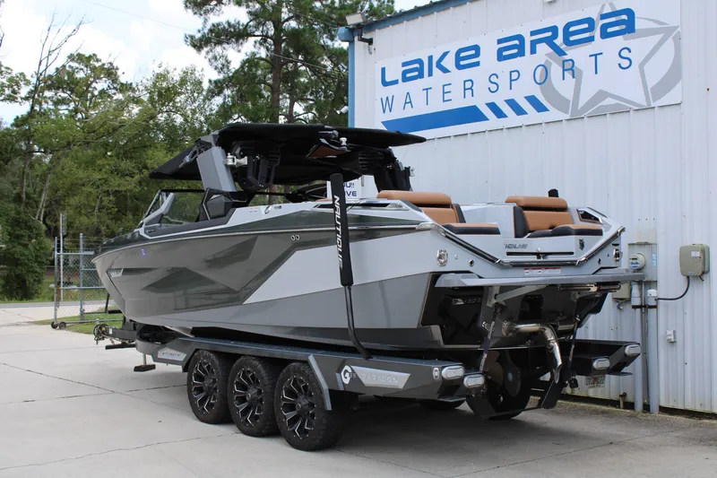 Slide: The Image of Nautique G25 Paragon 2021 - 25