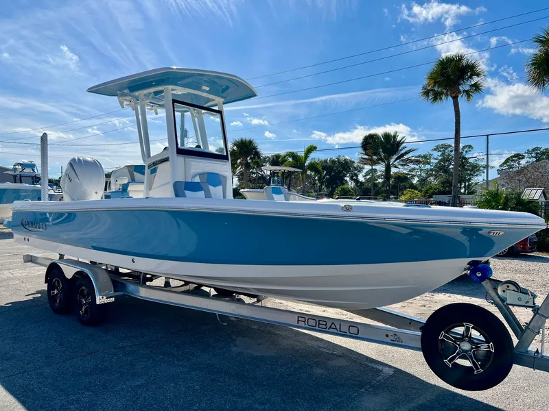 Slide: The Image of Robalo 246 2026 - 3