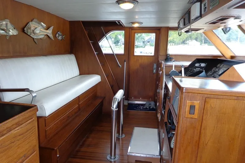 Slide: The Image of Burger 80 Motor Yacht 1988 - 34