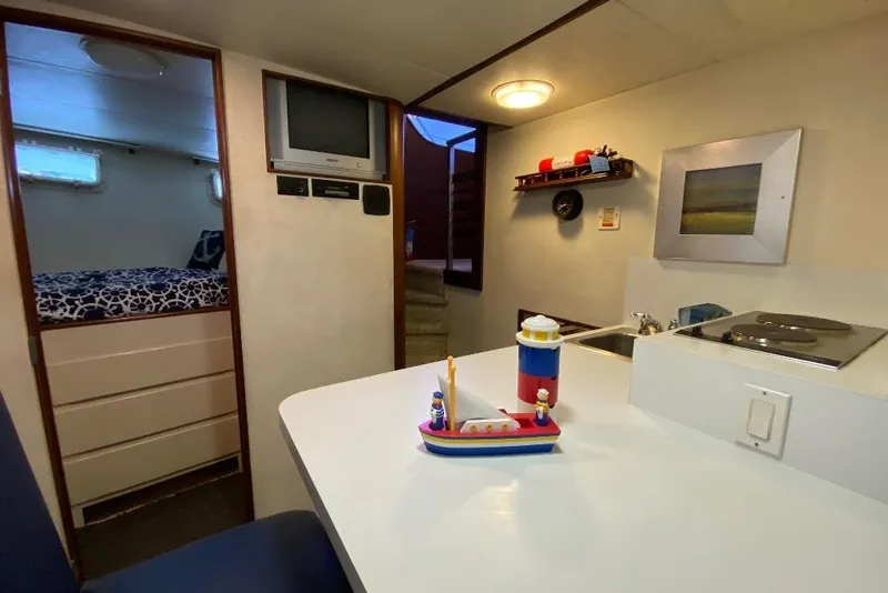 Slide: The Image of Burger 80 Motor Yacht 1988 - 51