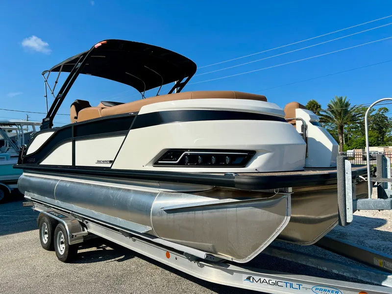 The Image of Harris Grand Mariner 230 2026 - 0