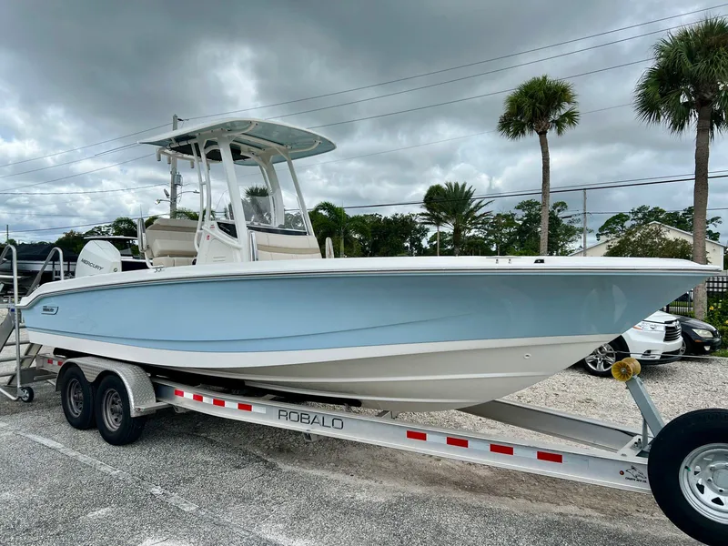 Slide: The Image of Boston whaler 25DNT 2026 - 3