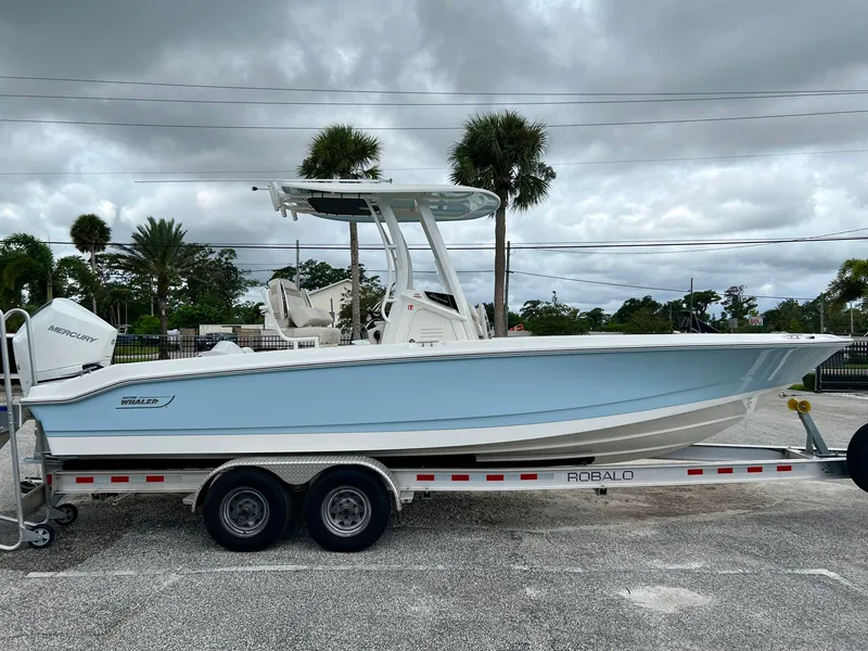 Slide: The Image of Boston whaler 25DNT 2026 - 4