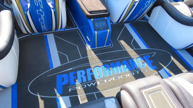 Slide: The Image of Performance Powerboats P420 2025 - 22