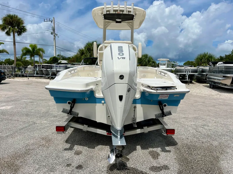 Slide: The Image of Boston whaler 22DNT 2026 - 5